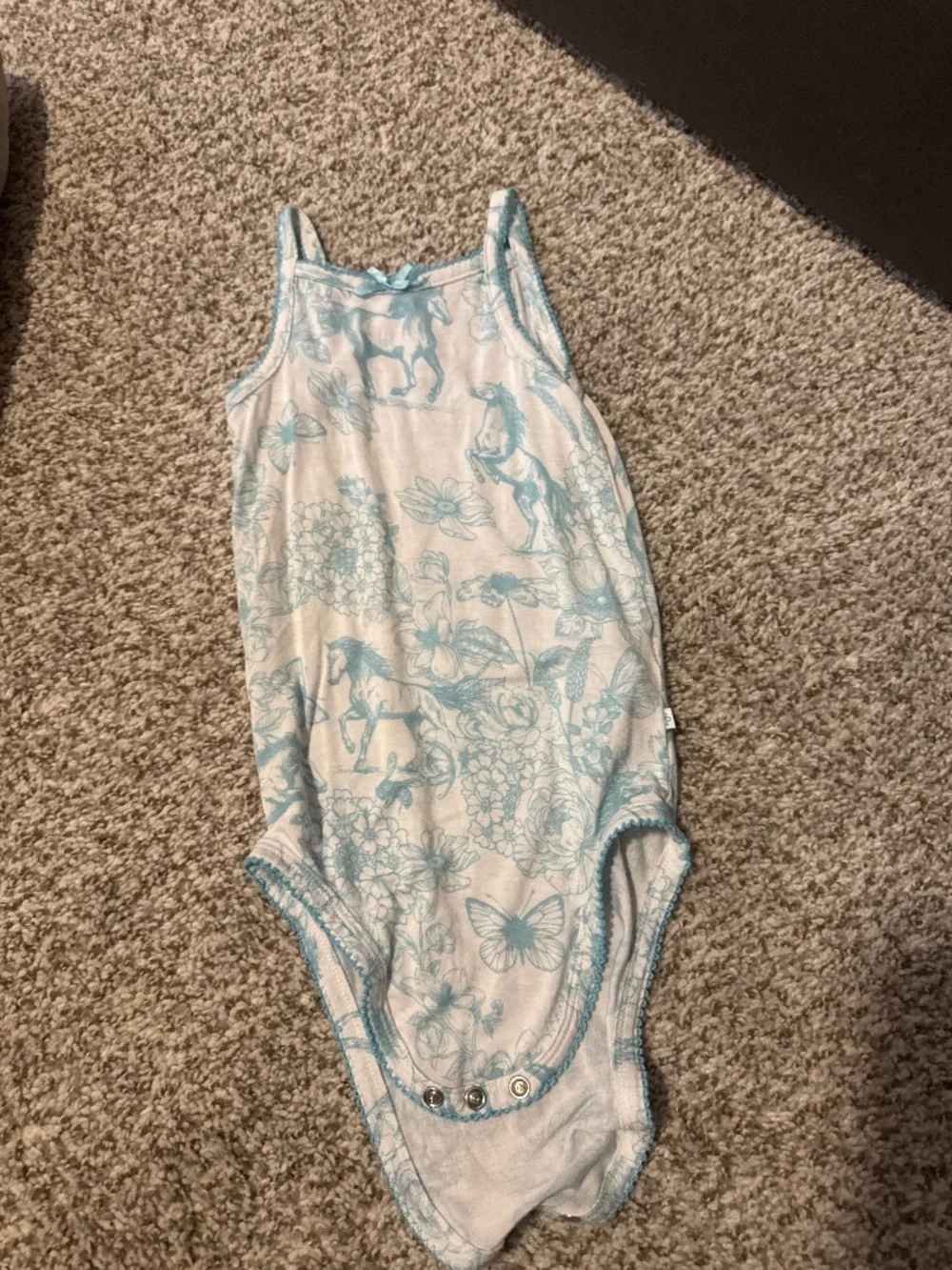 Poshpeanut horse onsie